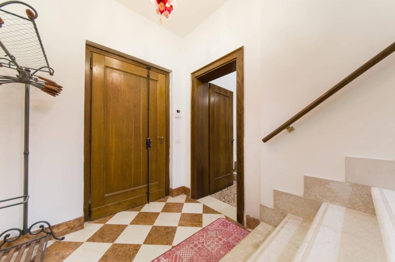 Apartamento Residenza La Torretta Venecia Exterior foto