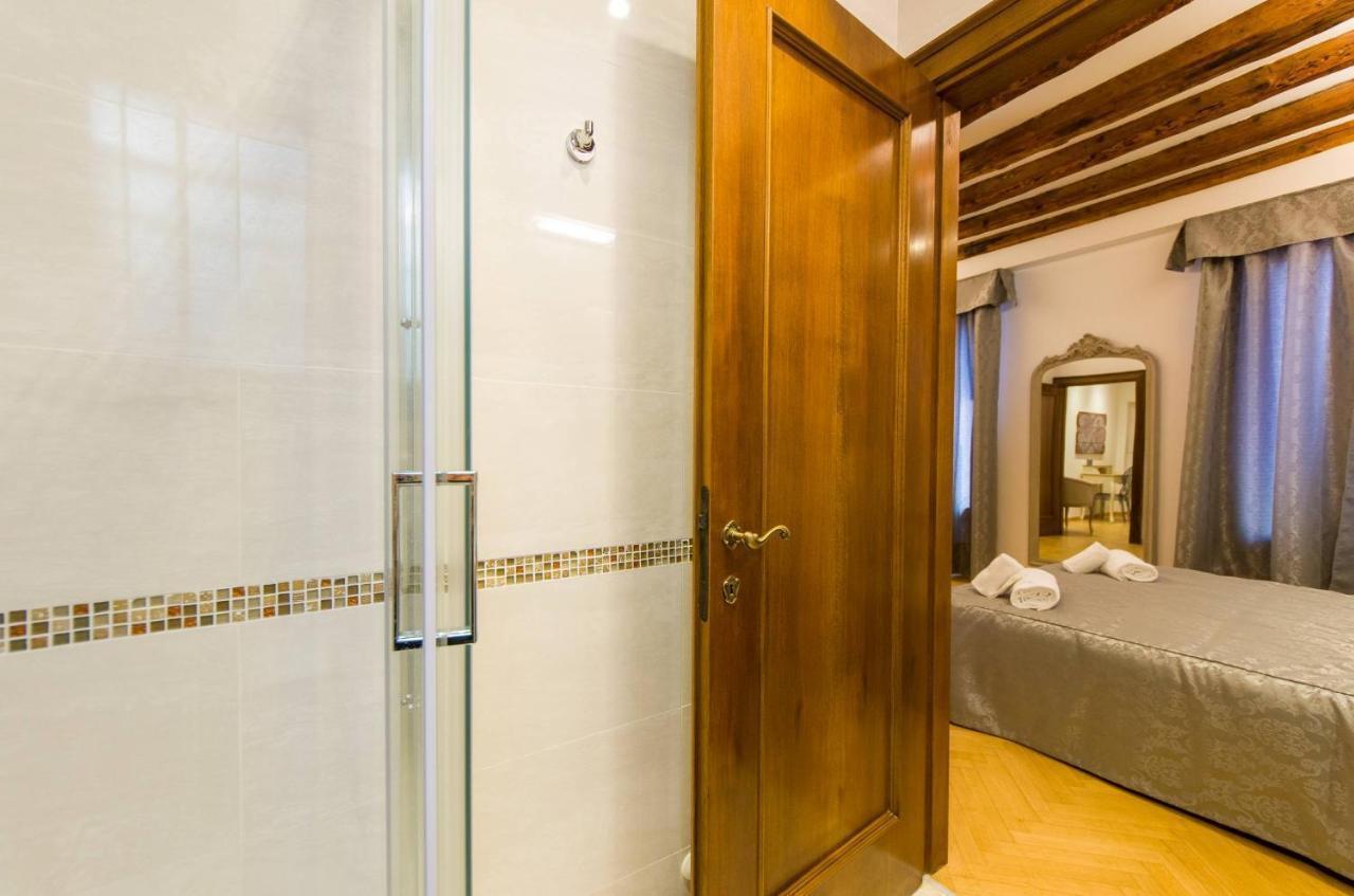 Apartamento Residenza La Torretta Venecia Exterior foto