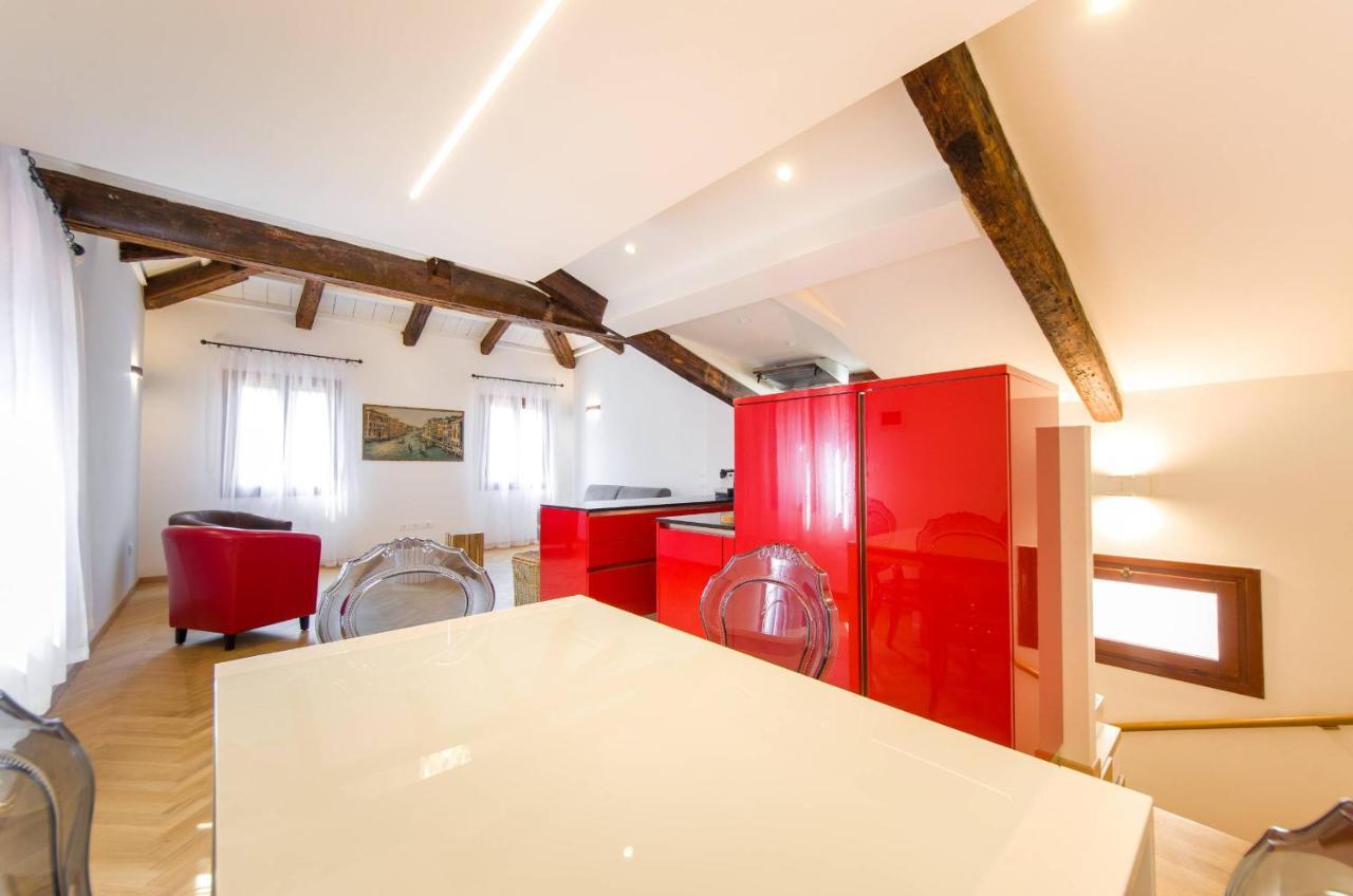 Apartamento Residenza La Torretta Venecia Exterior foto