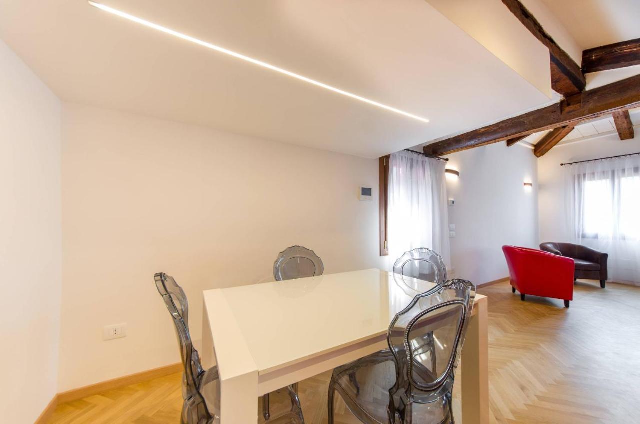 Apartamento Residenza La Torretta Venecia Exterior foto